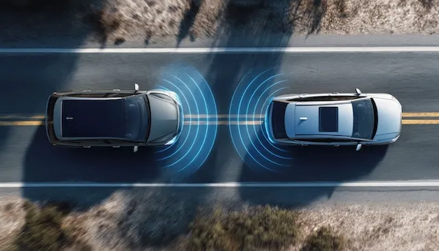 Managing effectively the space around the vehicle, by either reducing speed or maneuvering the vehicle so as to reduce risk or avoid collisions